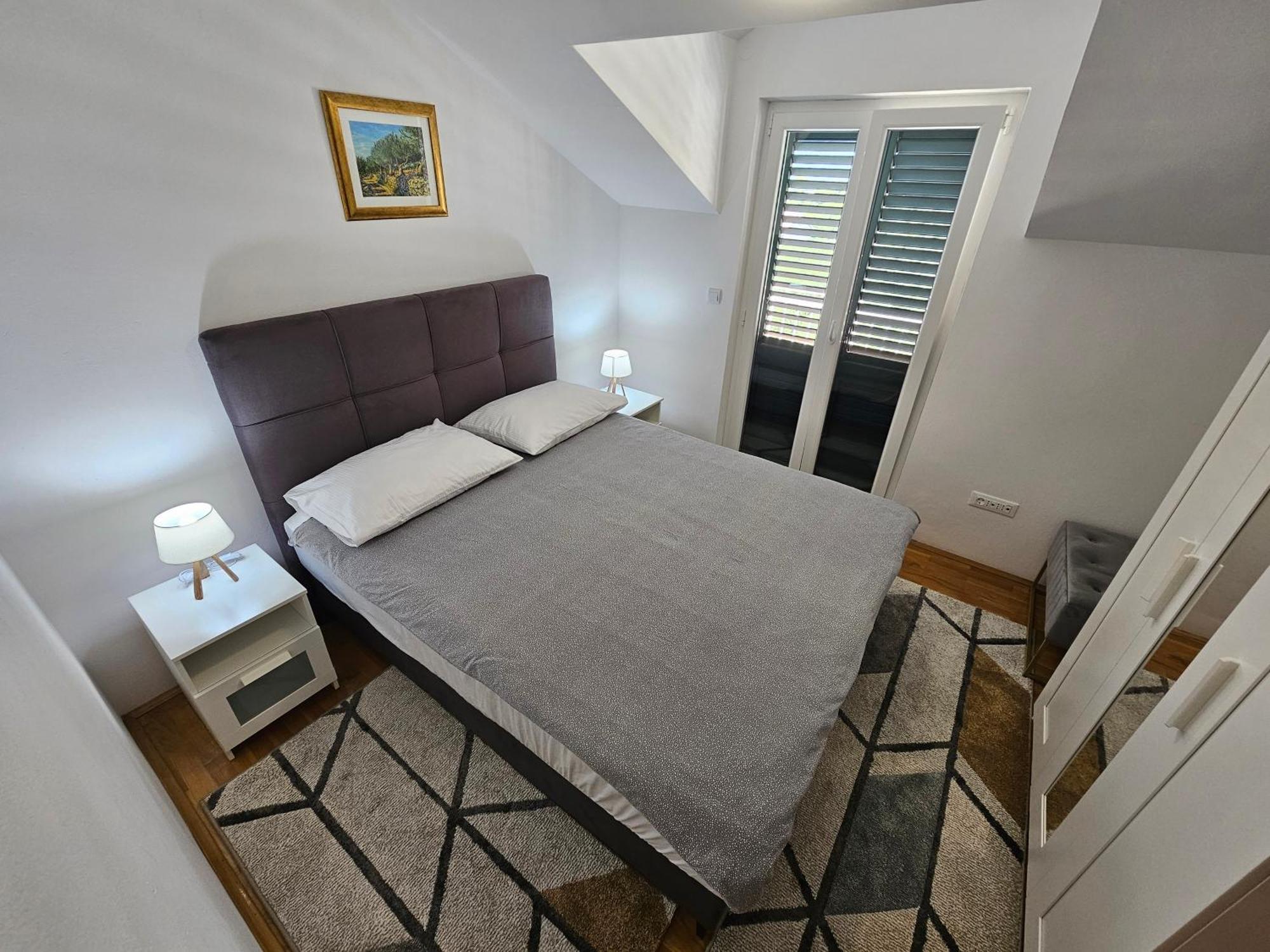 Apartments Kola Banići Eksteriør billede